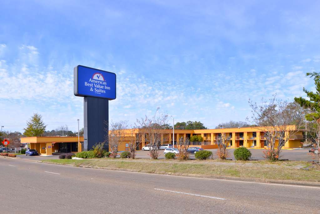 Quality Inn Starkville Eksteriør bilde