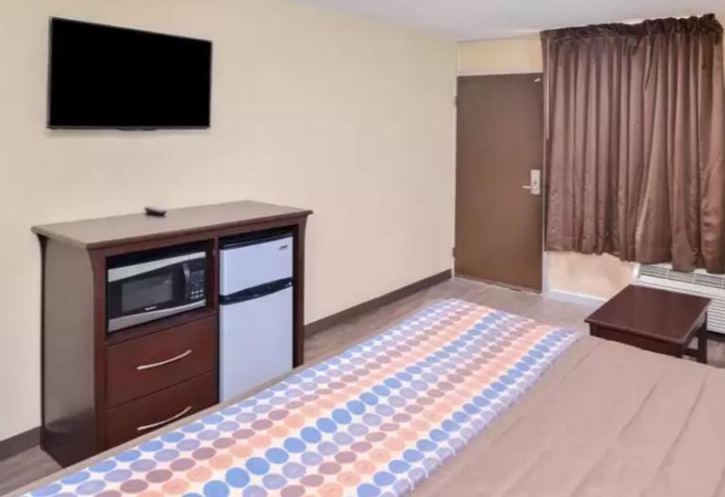 Quality Inn Starkville Eksteriør bilde